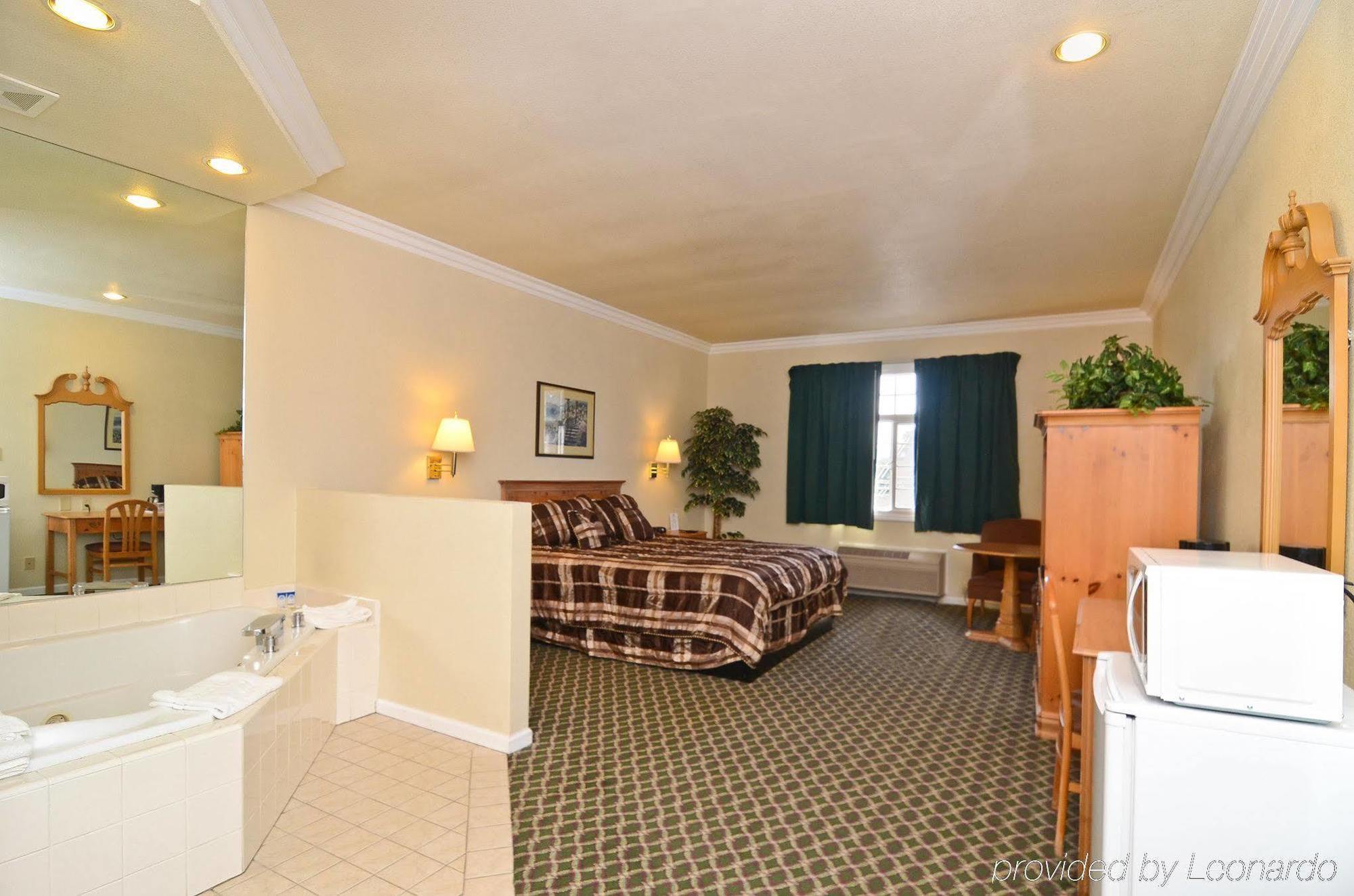 The Miramar Inn Half Moon Bay Room photo