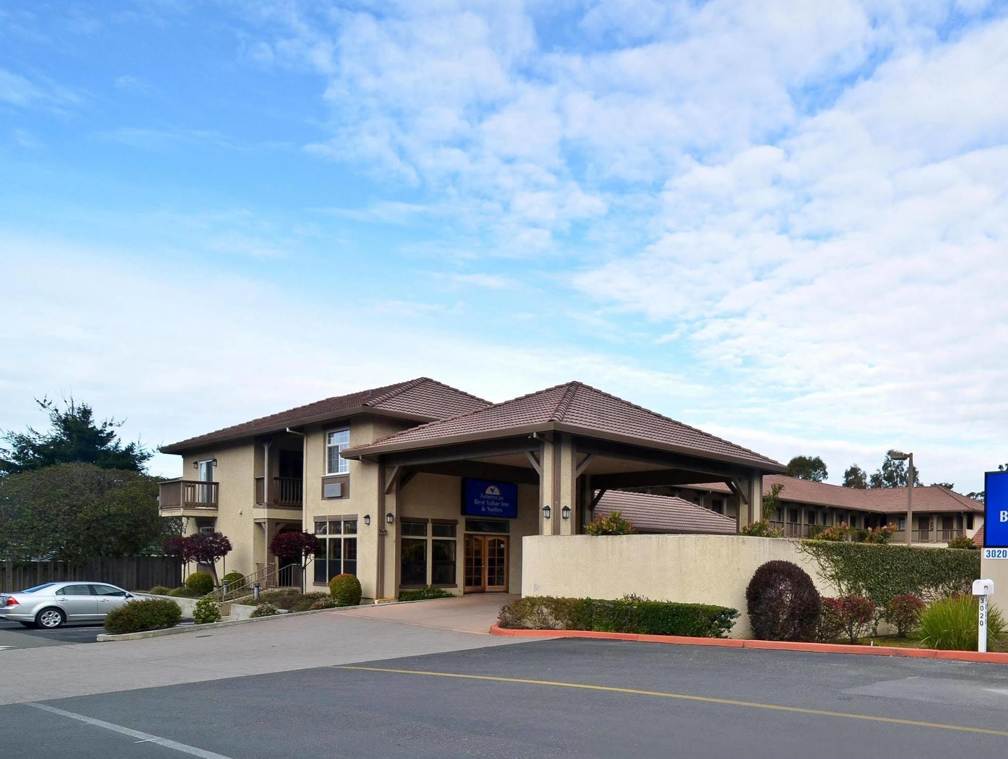 The Miramar Inn Half Moon Bay Exterior photo