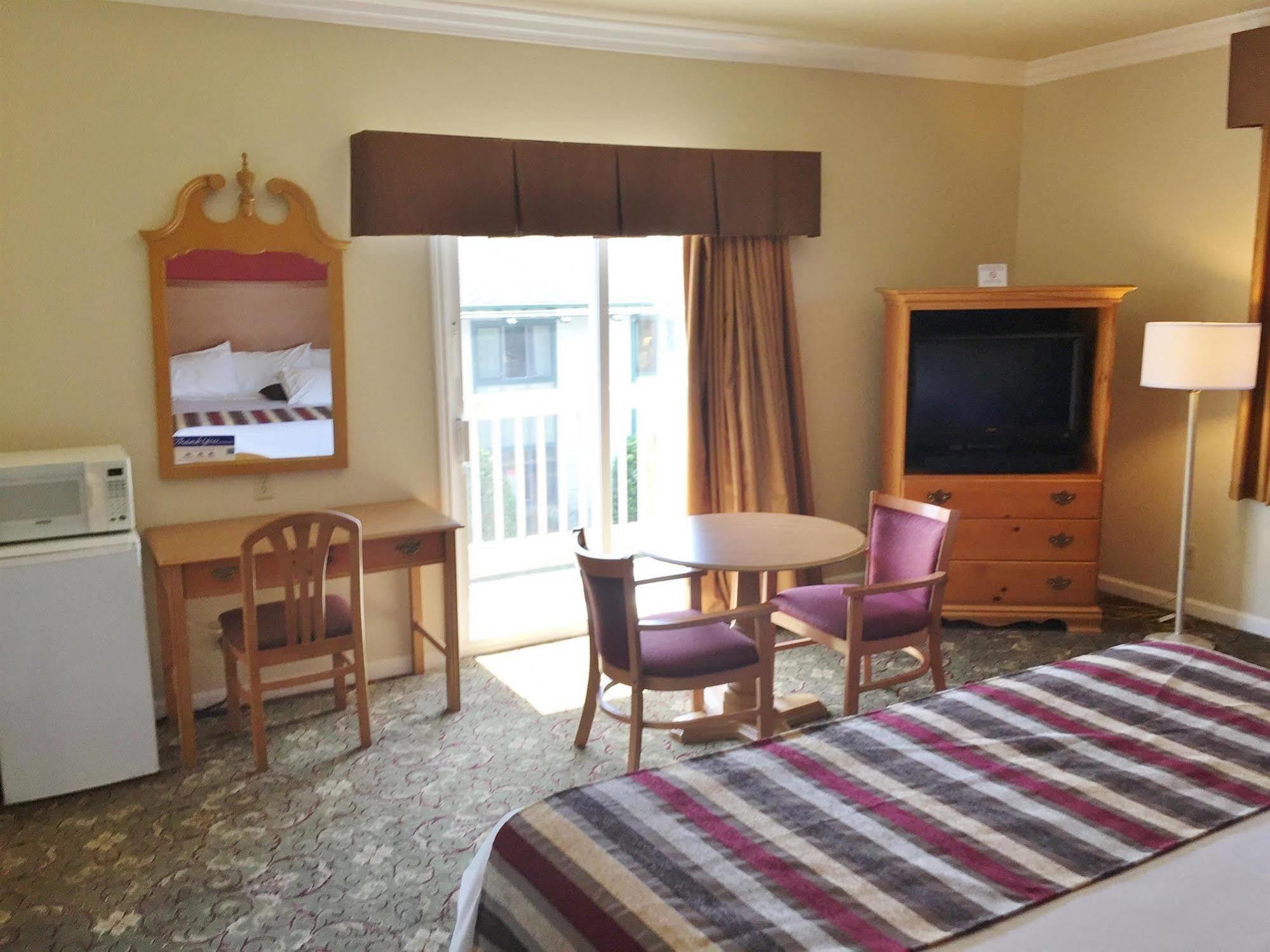 The Miramar Inn Half Moon Bay Exterior photo